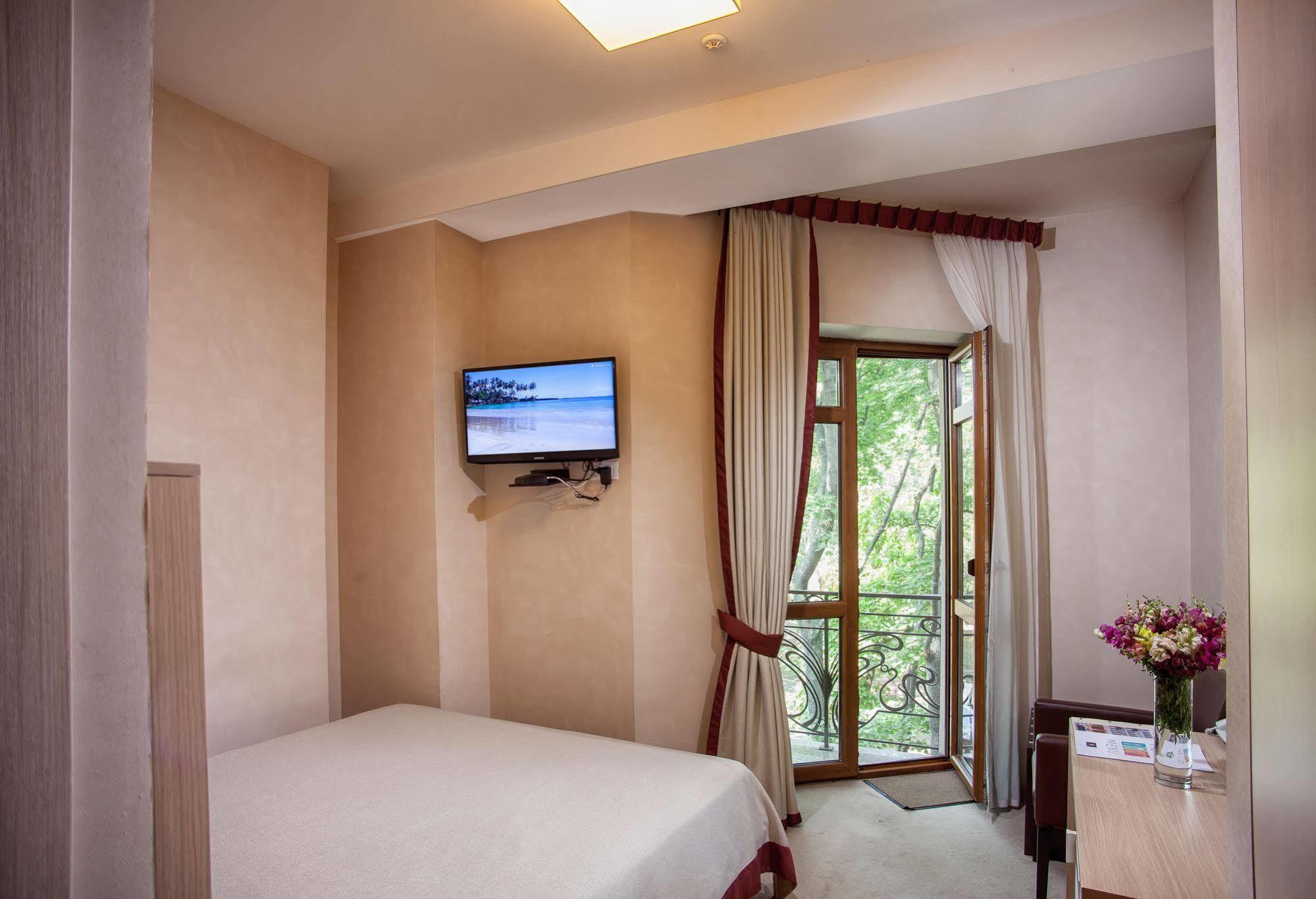 Boutique Hotel Palais Royal Odessa Bilik gambar